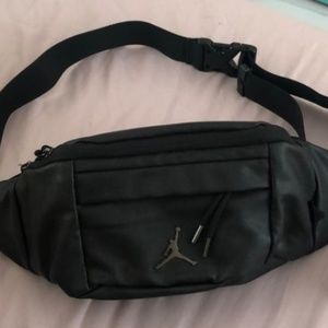 jordan jumpman air crossbody bag